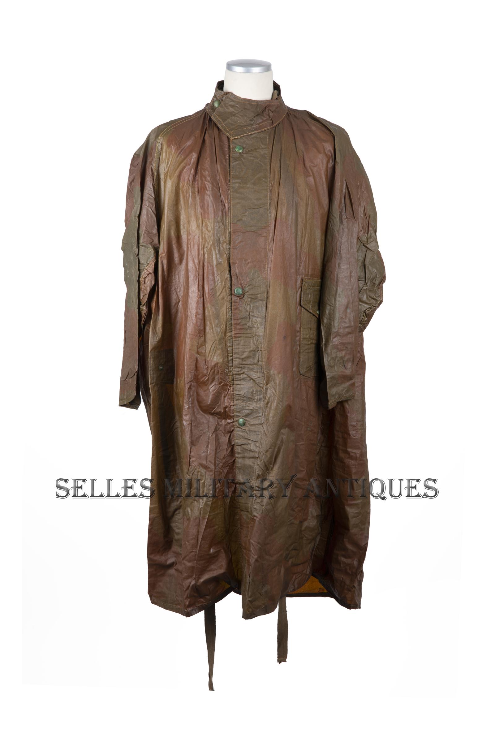 Cape anti-gaz camouflée parachutiste anglais (1)