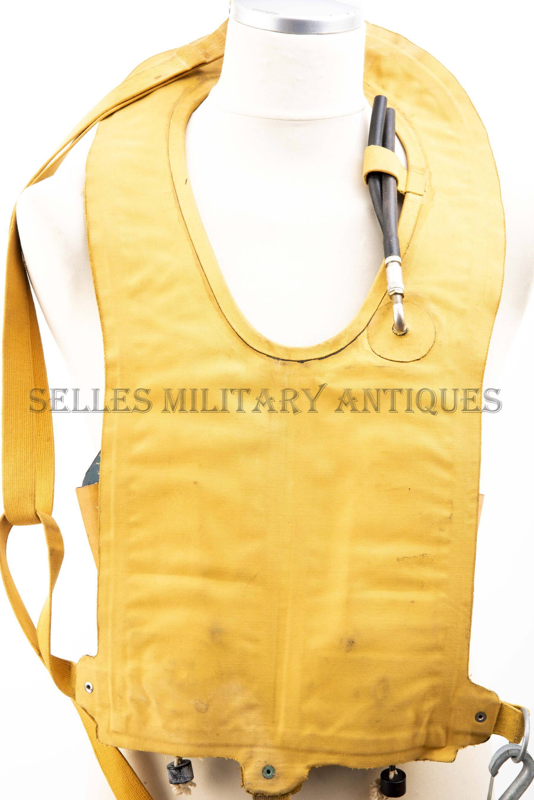 Gilet de sauvetage B4 parachutiste et pilote US 2 (12)