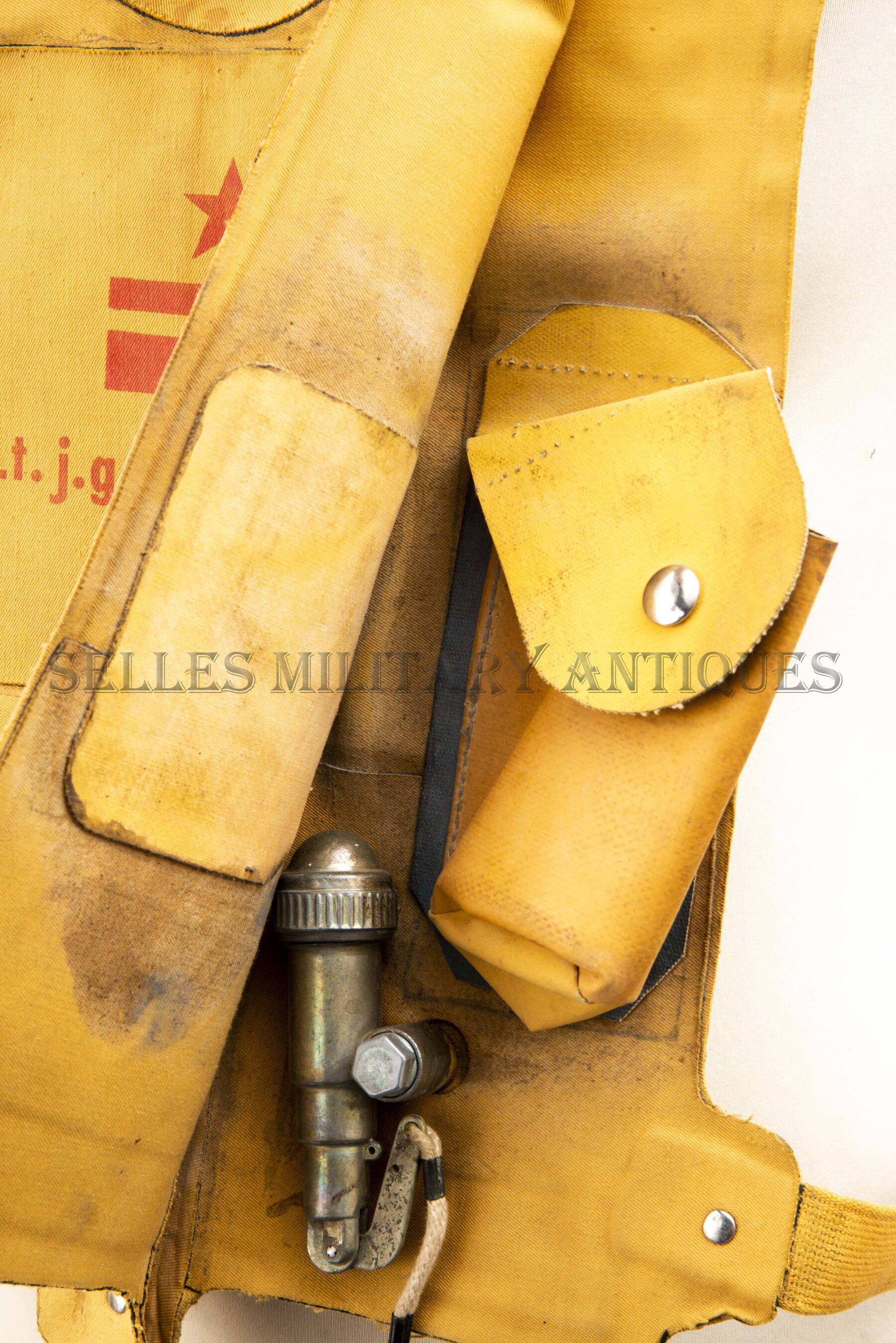 Gilet de sauvetage B4 parachutiste et pilote US 2 (7)