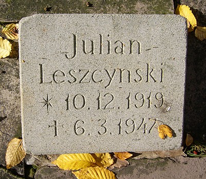 Julian Jeszczyn╠üski (grave)