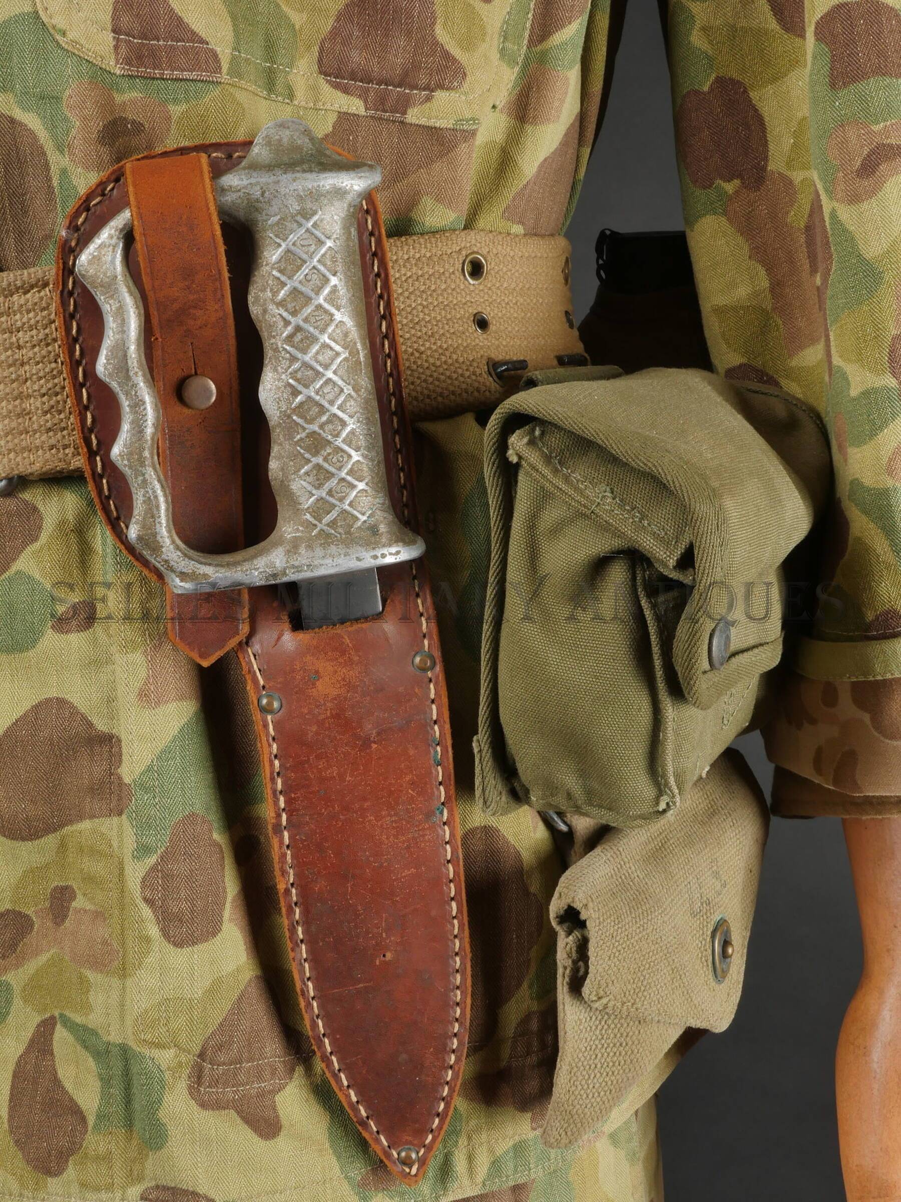 Officier USMC Okinawa-04.JPG