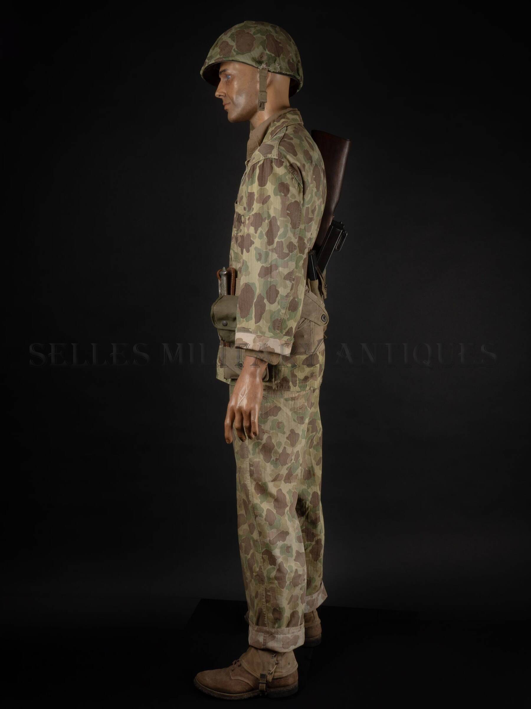 Officier USMC Okinawa-12