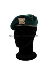 Béret vert + cap badge 1er bataillon FM Commando Kieffer Français (1)