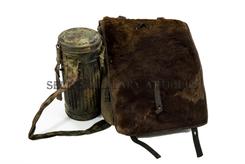Sac-à-dos-poil-de-vache-+-gamelle-waffen-ss-allemand-(1)