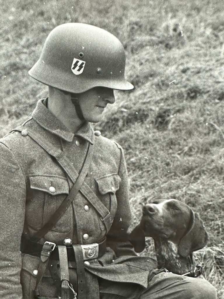 Waffen-SS-photo-of-a-soldier-with-his-dog-2